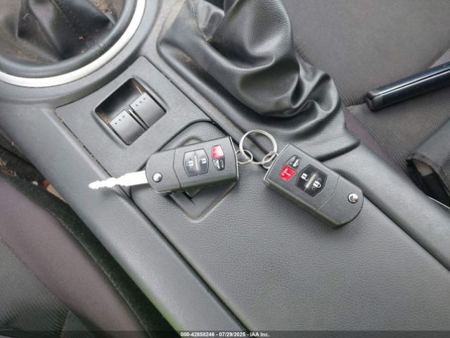 2011 MAZDA MX-5 MIATA JM1NC2JF2B0217886 Photo 10