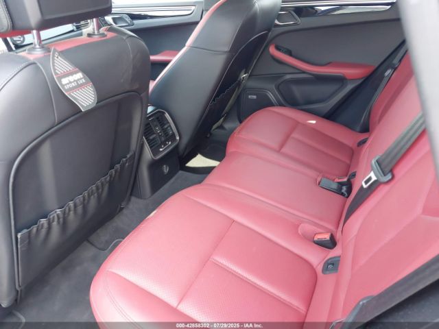 2019 PORSCHE MACAN WP1AA2A57KLB06484 Photo 7