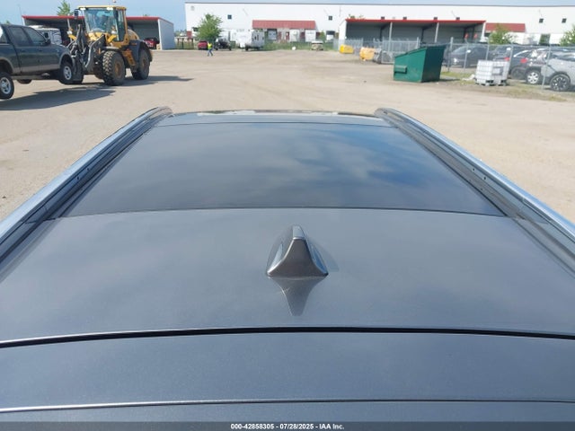 5XYPKDA55GG090339 KIA Sorento 3.3l Sxl