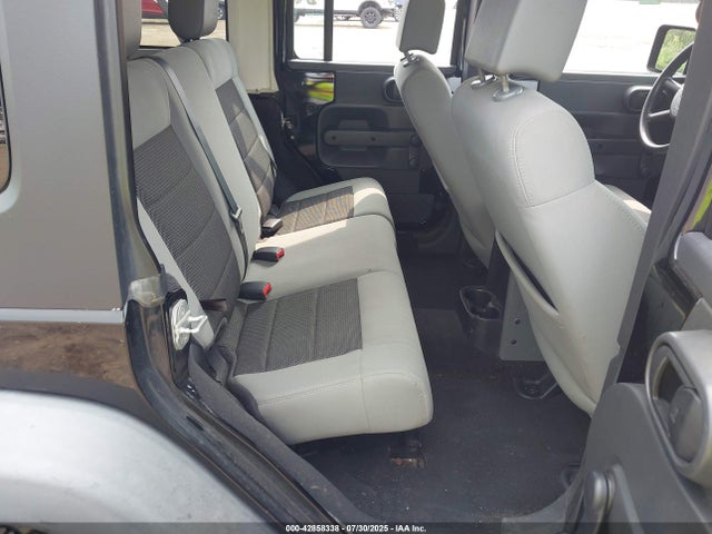 2010 JEEP WRANGLER UNLIMITED 1J4BA3H18AL168418 Photo 7