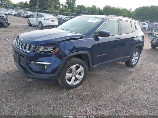 Jeep Compass 2019 3C4NJDBB0KT809769 Image 2