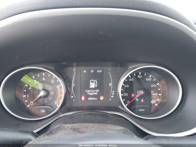 Jeep Compass 2019 3C4NJDBB0KT809769 Image 7