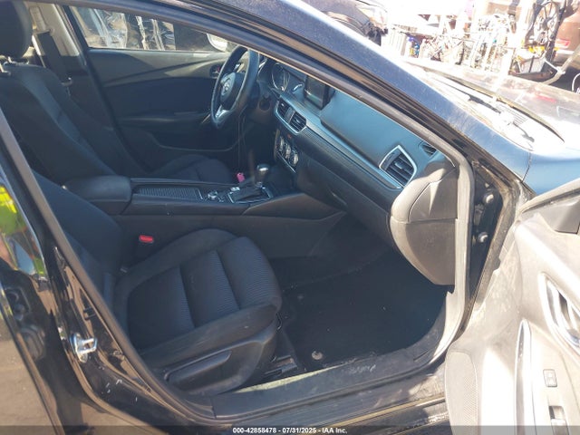 JM1GJ1U5XG1479944 Mazda py
