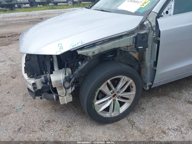 2017 AUDI Q3 WA1ECCFS6HR012713 Photo 5