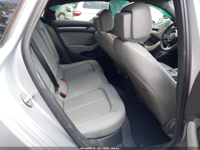 2018 AUDI A3 WAUAUGFFXJ1045971 Photo 7