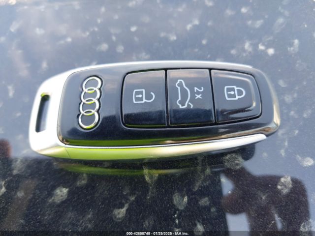 2021 AUDI SQ7 WA1VWBF78MD010076 Photo 10