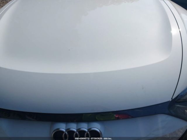 2024 AUDI E-TRON GT WAUDJBFW1R7001133 Photo 9