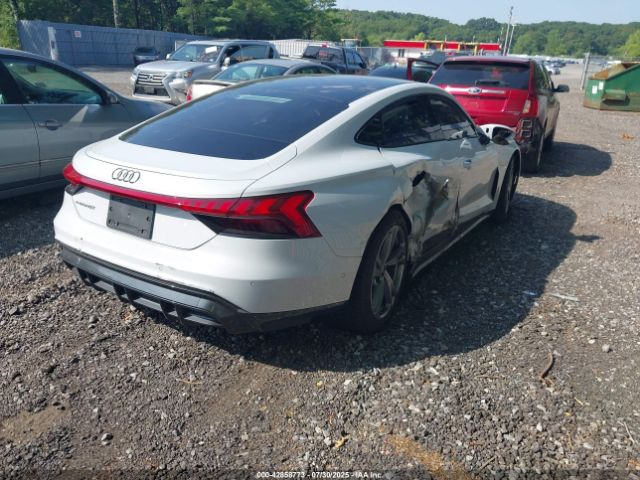 2024 AUDI E-TRON GT WAUDJBFW1R7001133 Photo 3