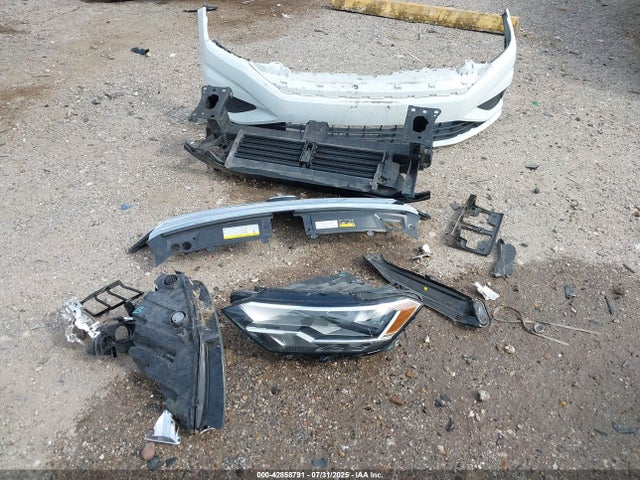 3VWC57BU0MM003584 Volkswagen tsi