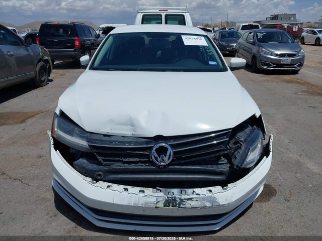 Volkswagen 1.4 tsi 2018 3VW2B7AJ2JM234574 Image 12