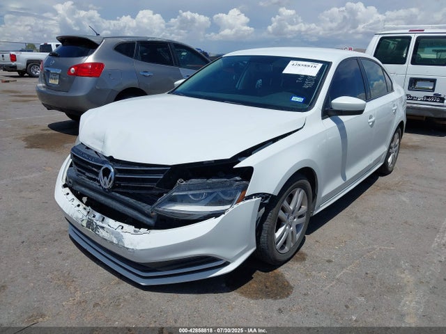 Volkswagen 1.4 tsi 2018 3VW2B7AJ2JM234574 Image 2