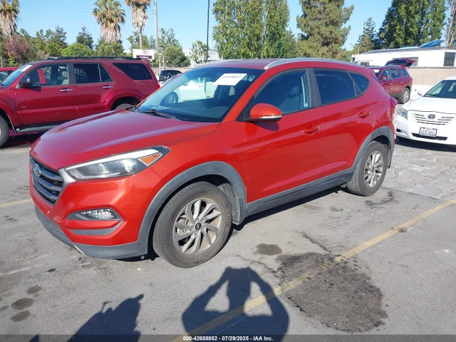 KM8J33A20GU229712 Hyundai 2016