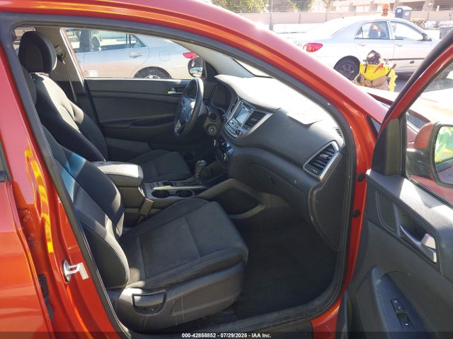 KM8J33A20GU229712 Hyundai 2016