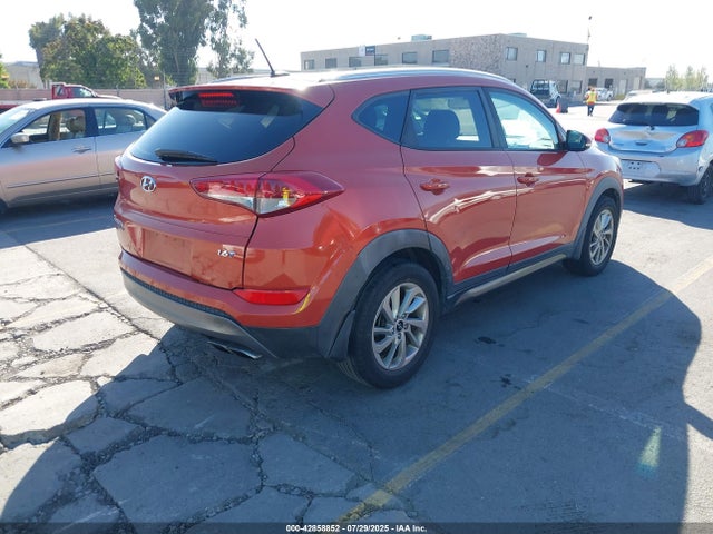 KM8J33A20GU229712 Hyundai 2016