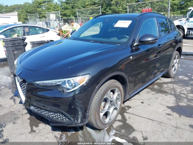 2023 ALFA ROMEO STELVIO ZASPAKBN4P7D53138 Photo 1