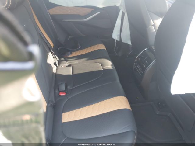 2022 BMW X5 M 5YMJU0C06N9M17685 Photo 7