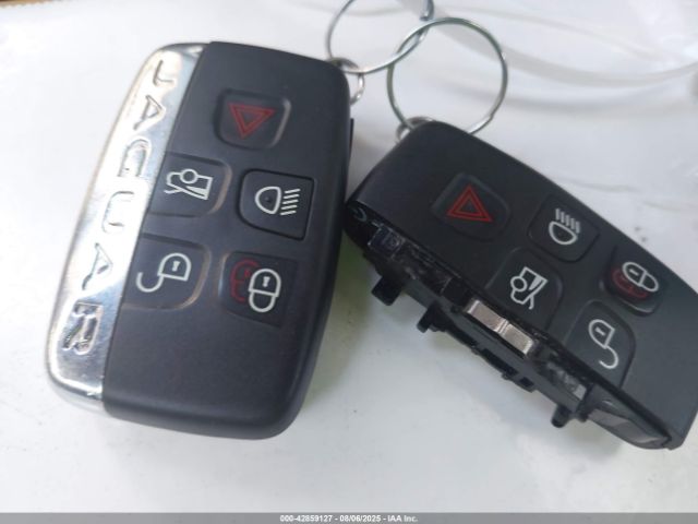 2018 JAGUAR F-TYPE SAJDD1GX7JCK52277 Photo 10