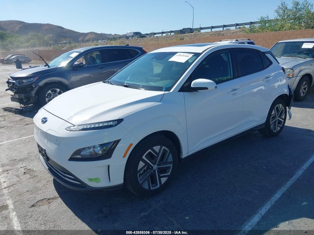 Hyundai 2023 2023 KM8K33AGXPU165632 Image 2