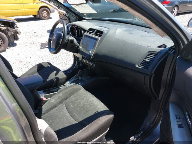 Mitsubishi mivec 2021 JA4ARUAU3MU033215 Image 5