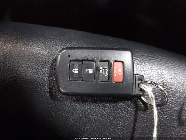 2T3JFREV8GW528371 Toyota 2ar-fe