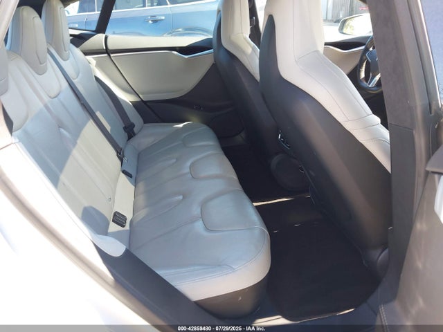 2016 TESLA MODEL S 5YJSA1E1XGF147189 Photo 7