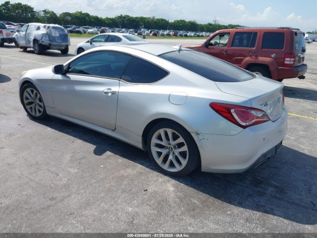 2013 HYUNDAI GENESIS KMHHU6KJ9DU096415 Photo 2