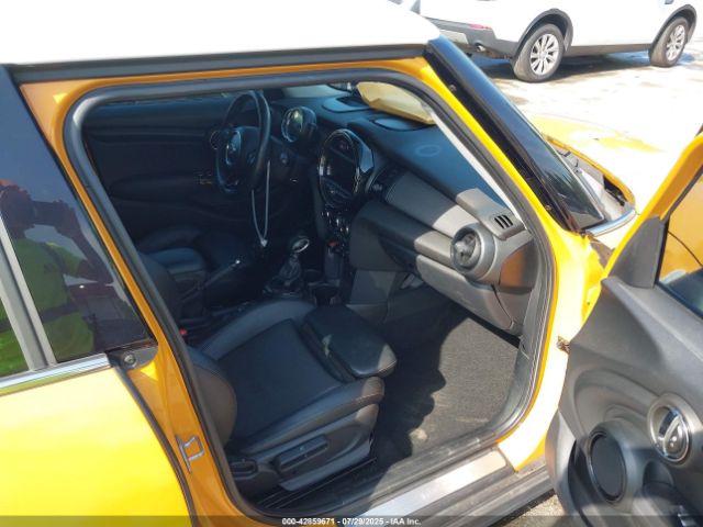 2016 MINI HARDTOP WMWXU1C57G2D09687 Photo 4