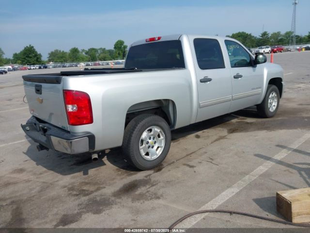 2011 CHEVROLET SILVERADO 1500 3GCPCSE05BG384432 Photo 3