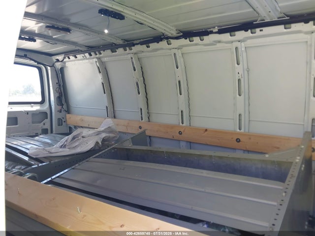 1GCWGBFP9M1244817 Chevrolet lv1