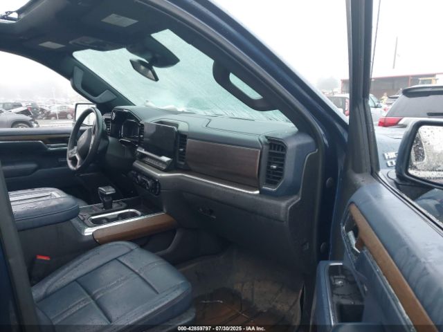 2022 CHEVROLET SILVERADO 1500 3GCUDJET1NG668701 Photo 4