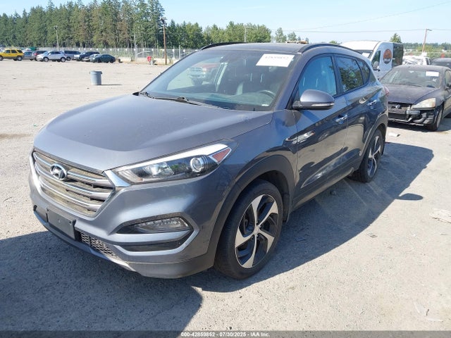 KM8J3CA26GU224823 Hyundai Tucson