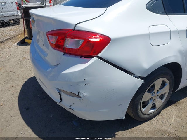 Chevrolet Cruze 2017 1G1BC5SMXH7252069 Image 19