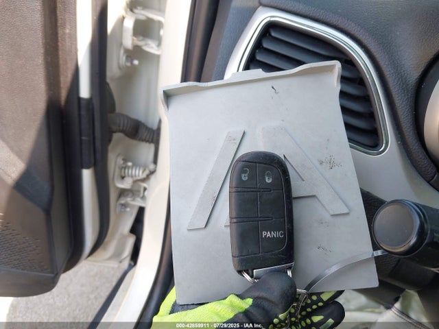 2018 Dodge Journey Se მანქანა იყიდება აუქციონზე, vin: 3C4PDCAB7JT184331, აუქციონის ნომერი: 42859911