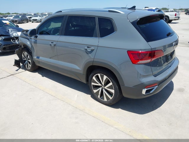 3VVEX7B21RM089078 Volkswagen tsi