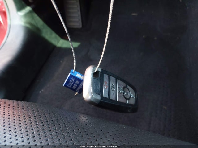 Ford 4v 2019 1FATP8UH2K5170797 Image 11