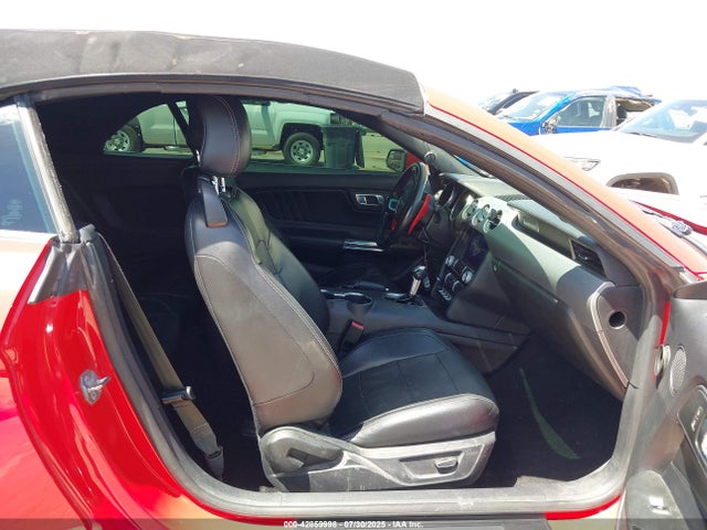 Ford 4v 2019 1FATP8UH2K5170797 Image 5