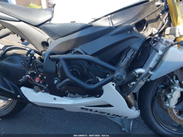 2023 SUZUKI GSX-R750 JS1GR7MA7P7101838 Photo 7