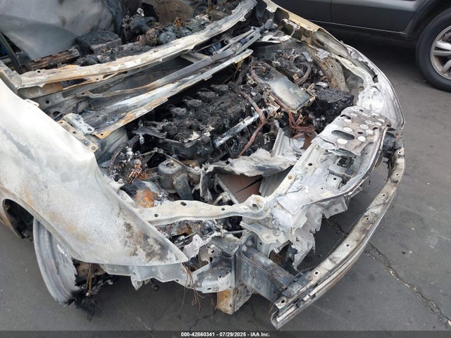 JTDKBRFU0H3568843 Toyota 2zr-fxe,1nm
