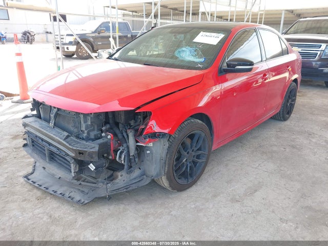 Volkswagen tsi 2018 3VWD17AJ4JM219635 Image 2