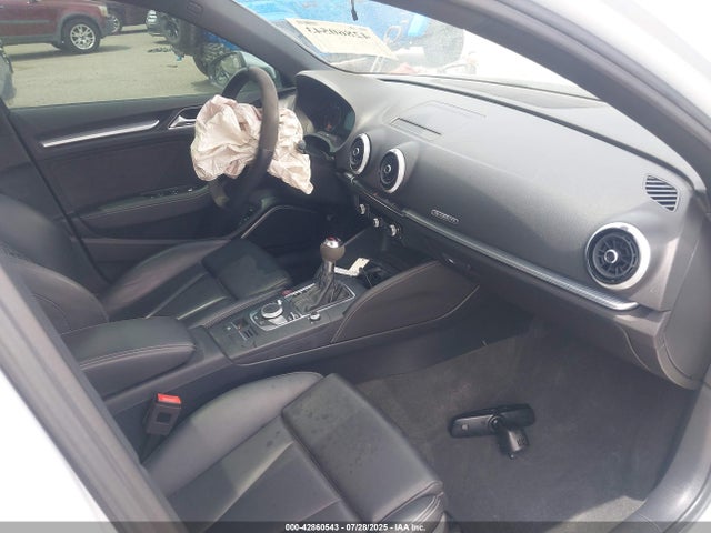 2020 AUDI RS 3 WUABWGFF4LA904611 Photo 4