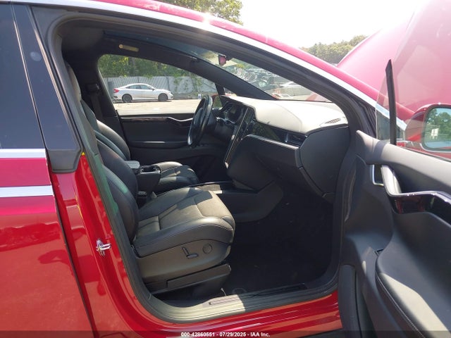 2018 TESLA MODEL X 5YJXCDE27JF104964 Photo 4