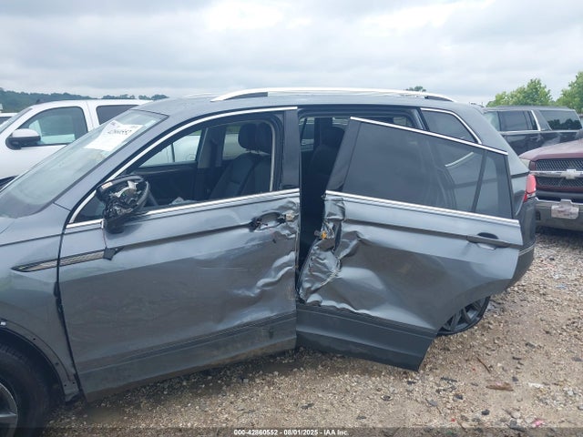 3VVNB7AX1PM070233 Volkswagen tsi