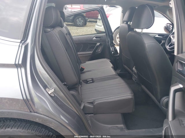3VVNB7AX1PM070233 Volkswagen tsi