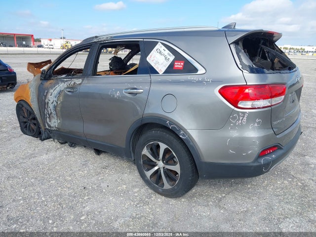 2017 KIA SORENTO 5XYPH4A56HG293367 Photo 2