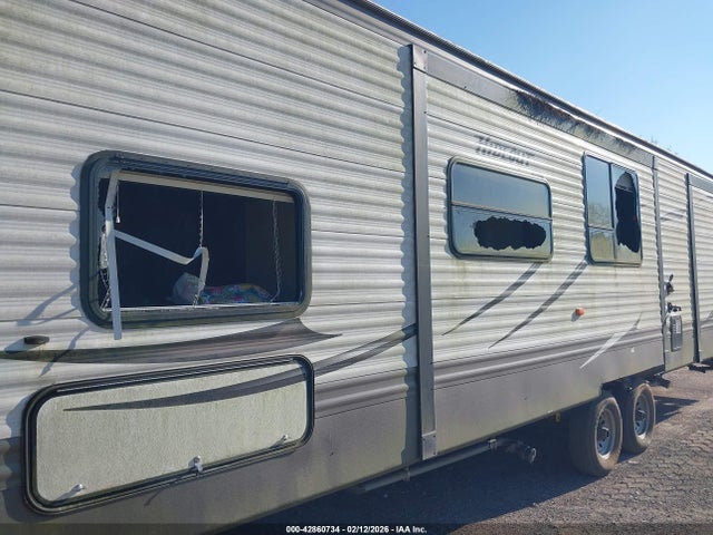 4YDT30023F7201698 Keystone Hideaway