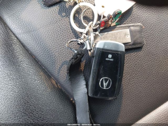 2018 ACURA RDX 5J8TB4H33JL008947 Photo 10