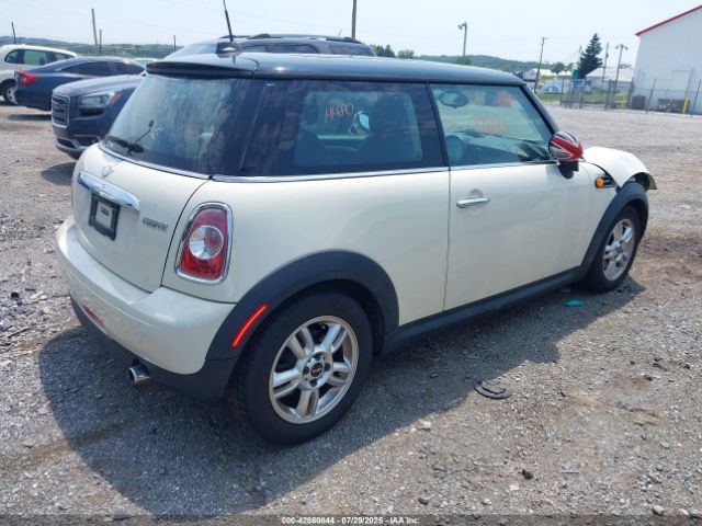 2012 MINI COOPER WMWSU3C54CT257281 Photo 3