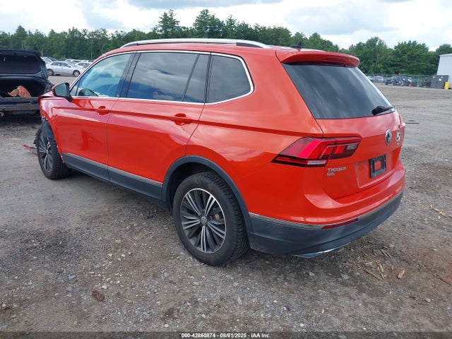Volkswagen Tiguan 2018 3VV2B7AX1JM003383 Image 3