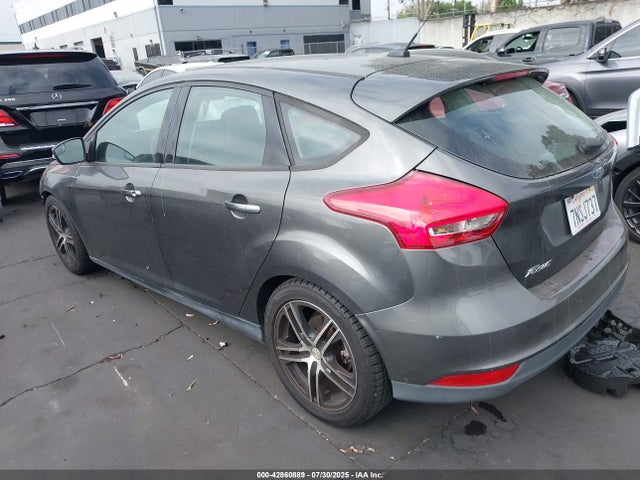 1FADP3K25FL387011 Ford 2015