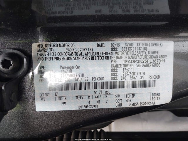 1FADP3K25FL387011 Ford 2015